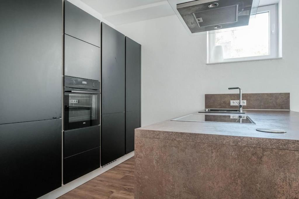 Loft Mit Grosser Terrasse Bei Der Kinderklinik 2c Apartment *